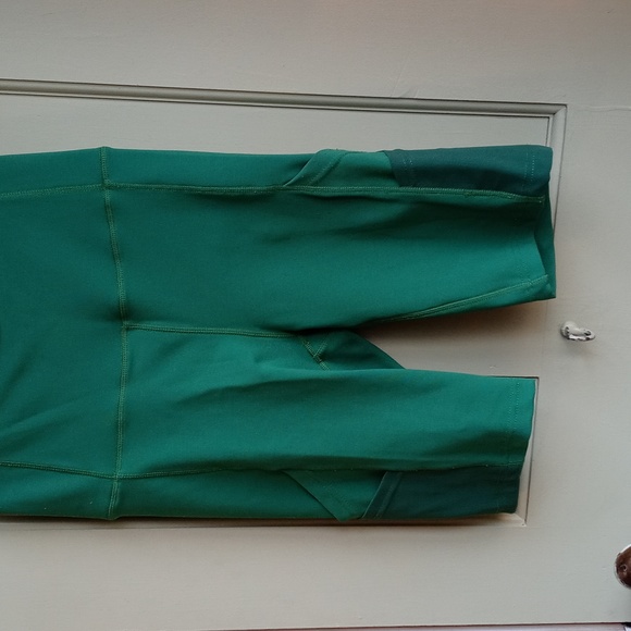 Women's Better Sports Performance Kelly Green tech pocket bike short Small - Picture 3 of 8